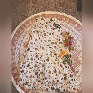 NWT Cottagecore floral dress size XXL but fits like a medium